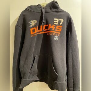 Anaheim Ducks team-issued hoodie - size XL